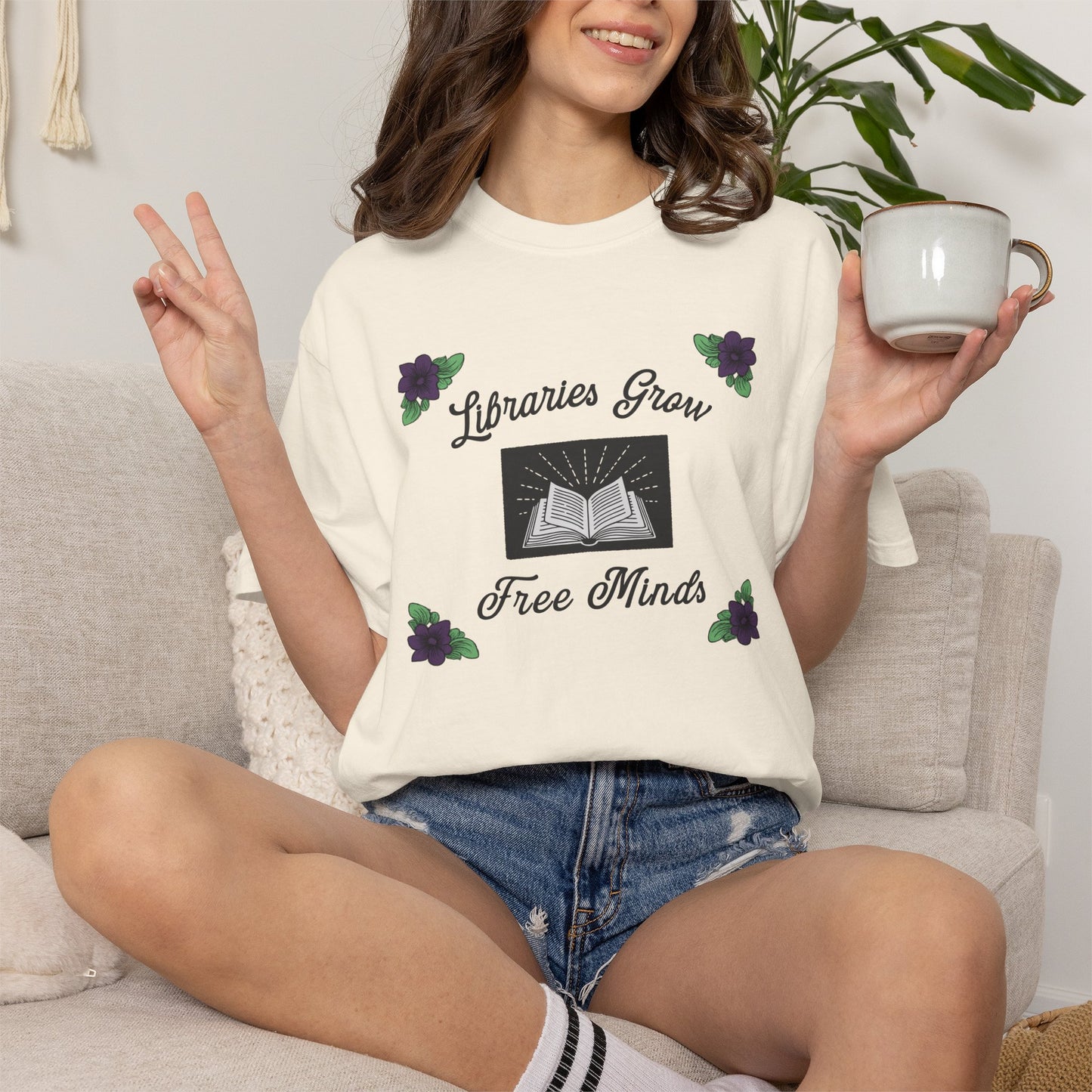 Libraries Grow Free Minds Shirt | Vintage Library Floral Tee